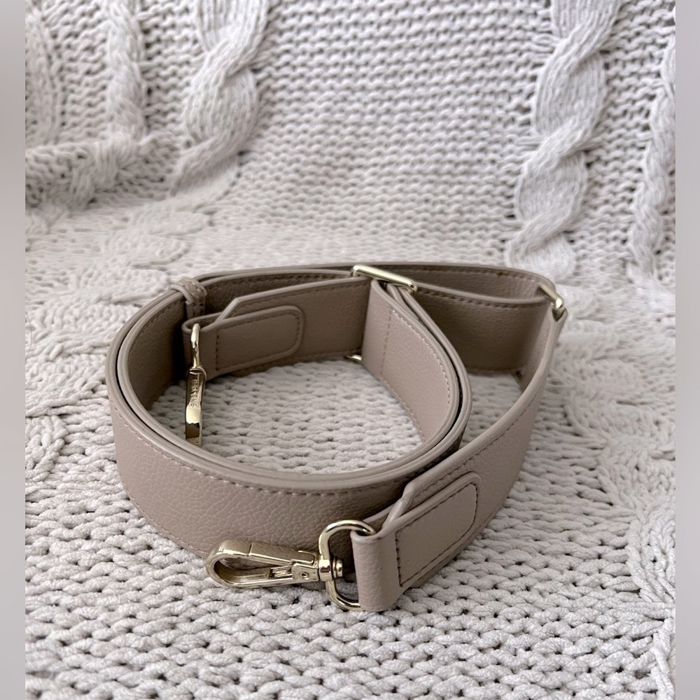 Mina Baie Crossbody Strap